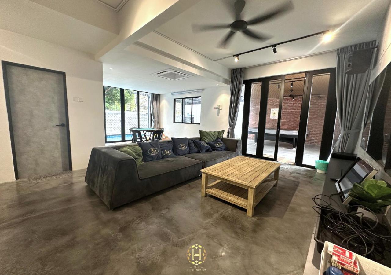 The Luxurious 27, Johor Bahru Villa Luaran gambar