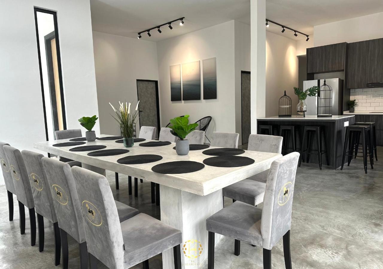 The Luxurious 27, Johor Bahru Villa Luaran gambar